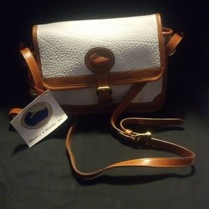 Dooney & Bourke shoulder bag